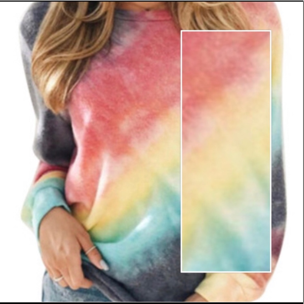 โญ๏ธHPx2๐ 1 Small LEFT:Red Ombrรฉ Tie-Dye Sweatshirt - Picture 2 of 10